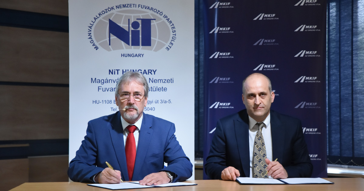 Együtt a biztonságos közlekedésért: Fontos megállapodás született a NiT Hungary és az MKIF között